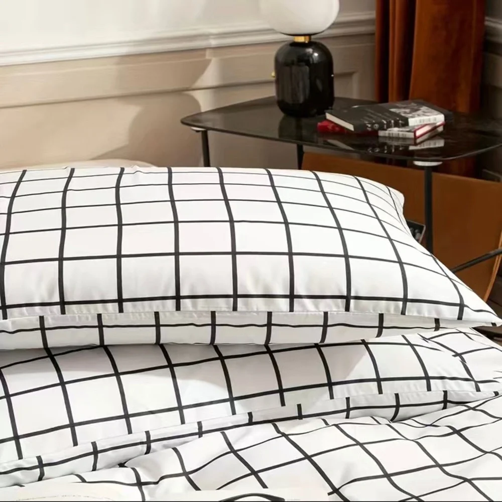 Urban Outfitters King Size Checker Plaid Print Duvet Cover & 2 Pillowcases NEW